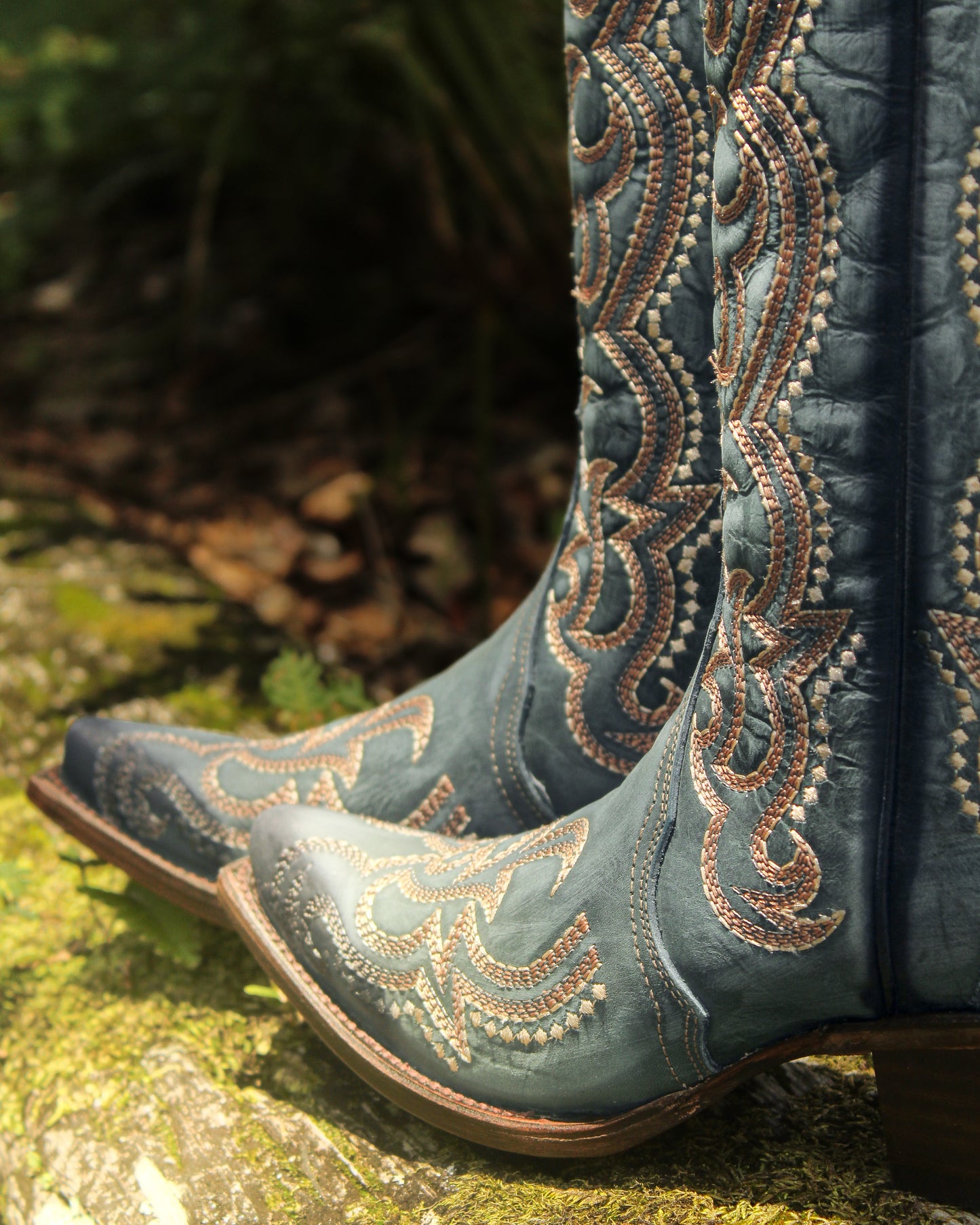 Corral L5869 Women's Handcrafted Snip Toe Cowgirl Boots in Blue at Skip's Western Outfitters