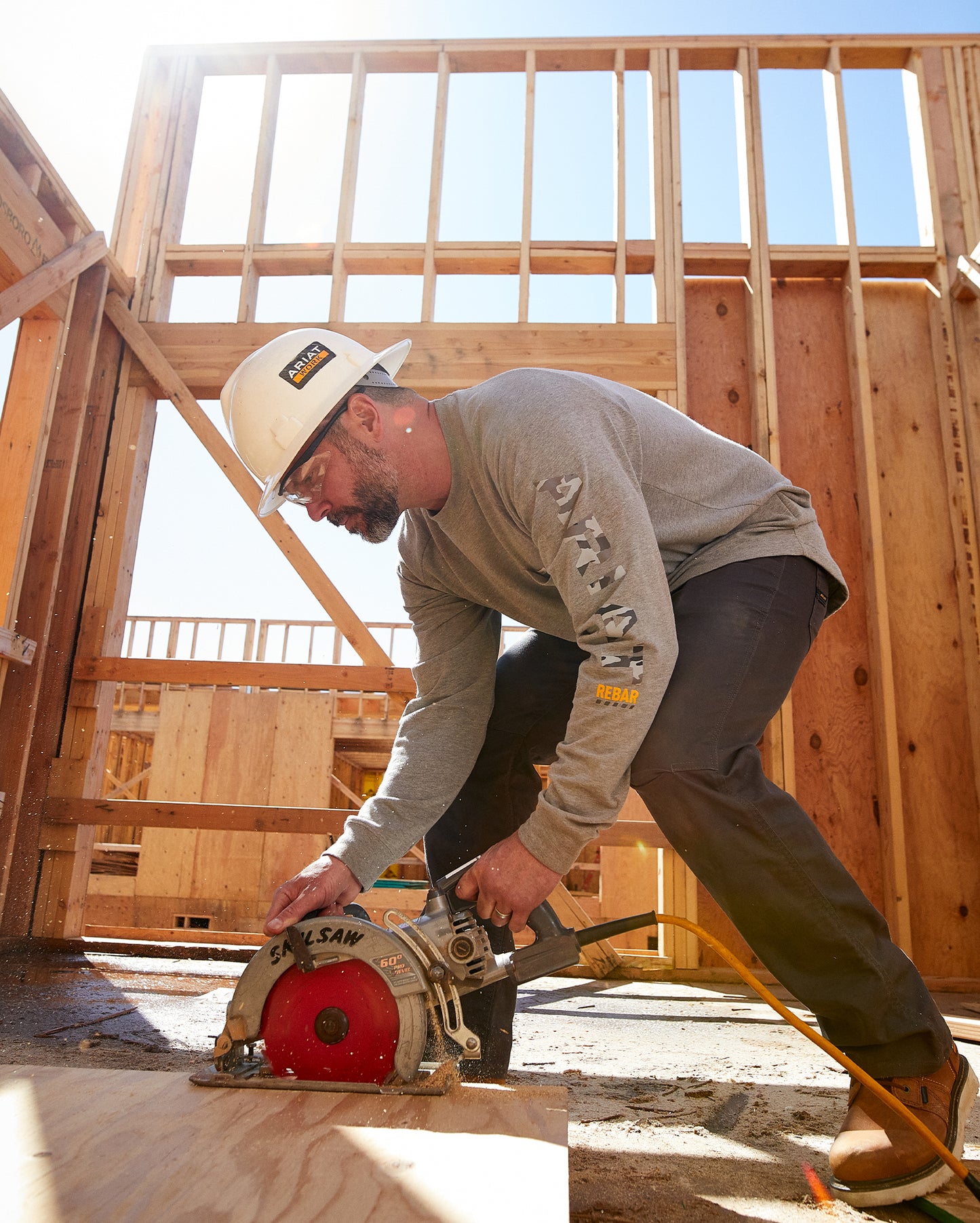 Men's Rebar Cotton Strong Graphic T-Shirt