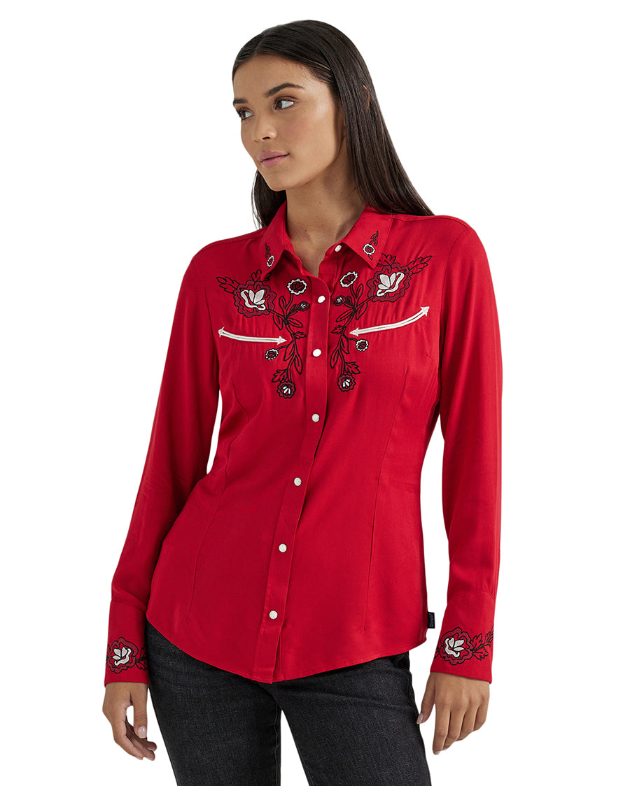 Wrangler Womens Embroidered Western Yoke Shirt Siren Red Size XS Wrangler Womens Embroidered Western Yoke Shirt Siren Red Size XS