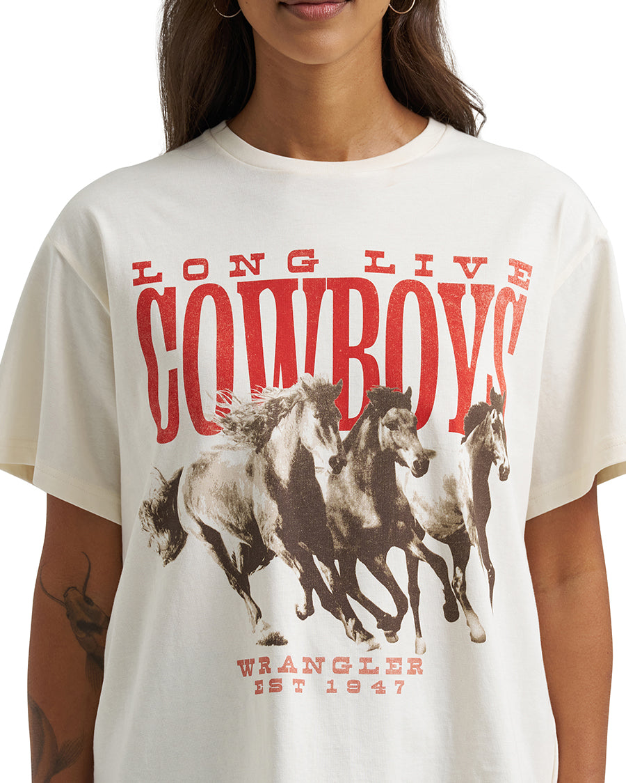 Women's Retro® Graphic Short Sleeve T-Shirt - Girlfriend Fit - 112375874