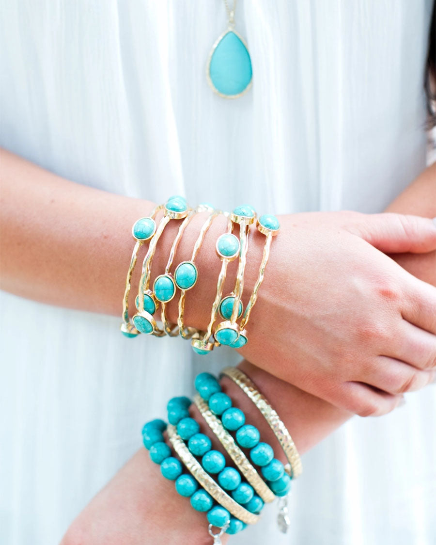 Women's Set Of 3 Gold Bangles With Turquoise Ovals - Br251