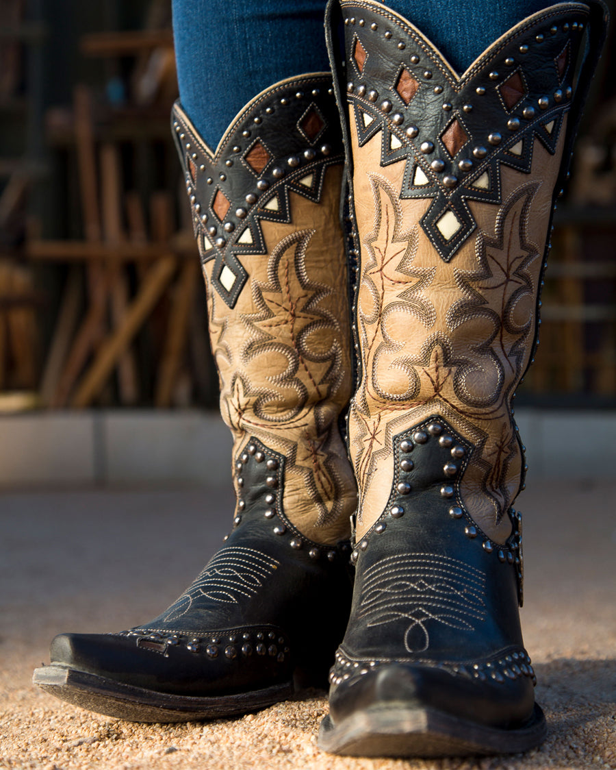 Women's Straight As An Arrow Boots