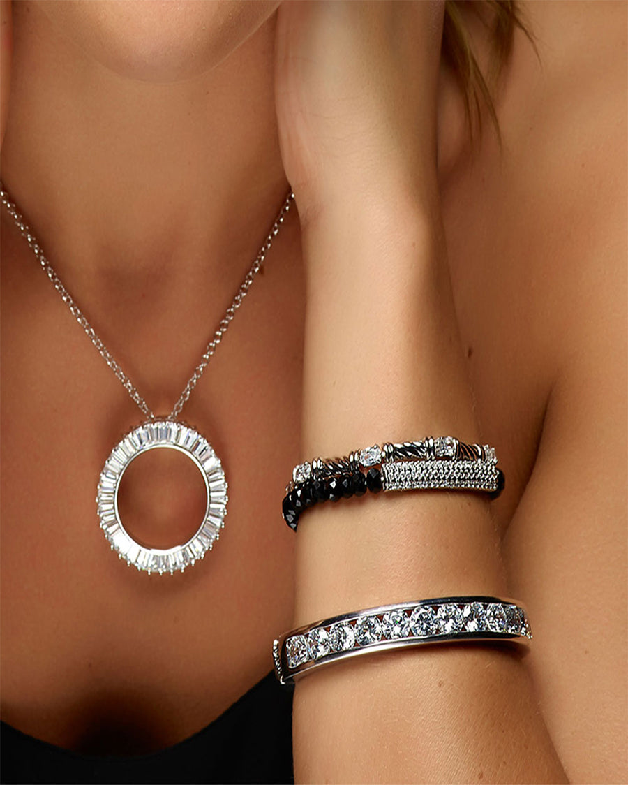 Women's Black Bead & Bar Bracelet