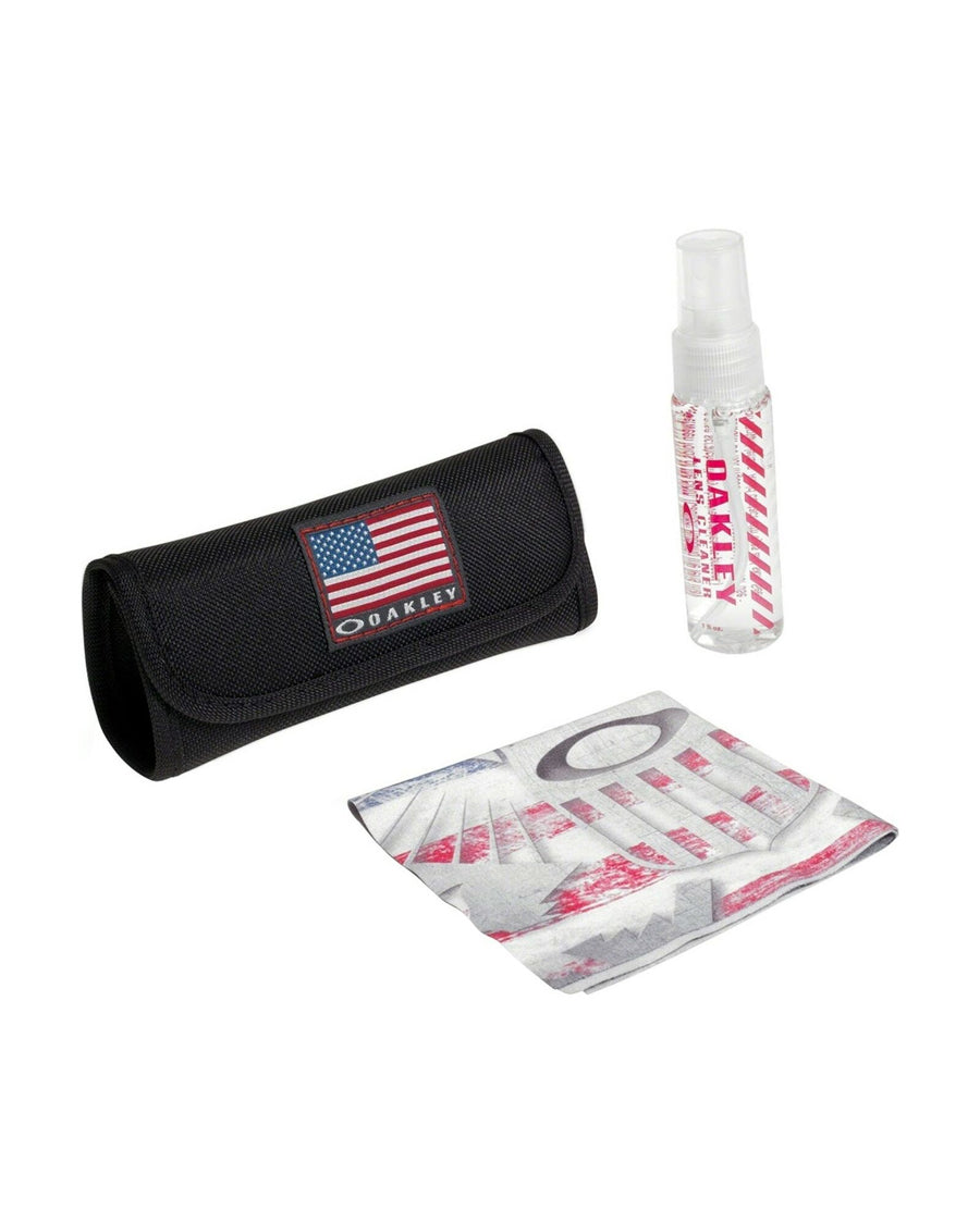 USA Flag Lens Cleaning Kit by Oakley from Skip’s Western Outfitters | 10923508137