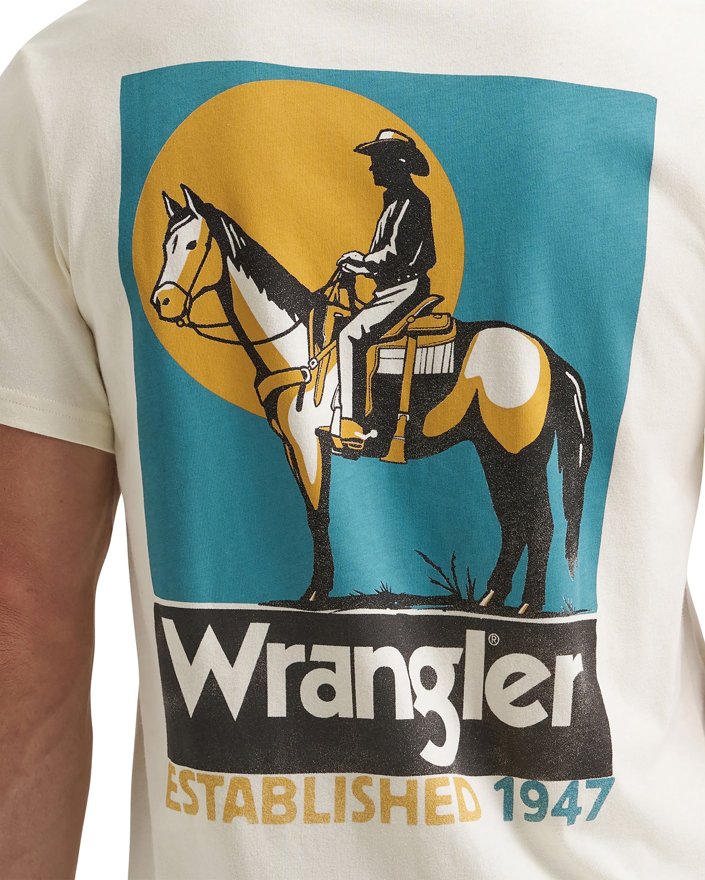 Men's Silent Rider Back Graphic T-Shirt - 112372856
