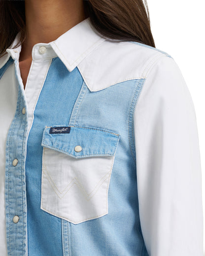 Women's Pieced Denim Vintage Fit Snap Shirt - 112374832