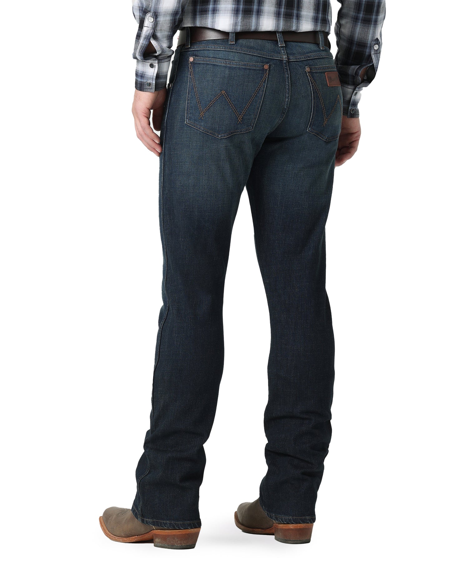112323402 - Wrangler� Retro� Slim Boot Jea
