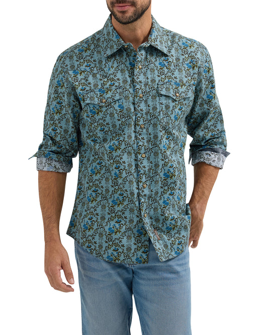 Men's Retro Premium Long Sleeve Western Snap Shirt by Wrangler from Skip’s Western Outfitters | WRA-112365629-S-GREEN