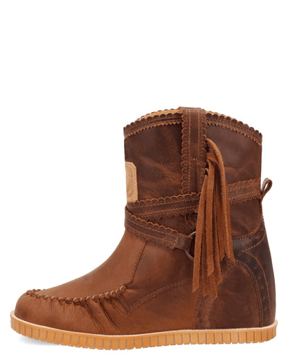 Dingo Women's Montauk Western Boots in Brown with Round Toe at Skip's Western Outfitters | DI2224-Brown