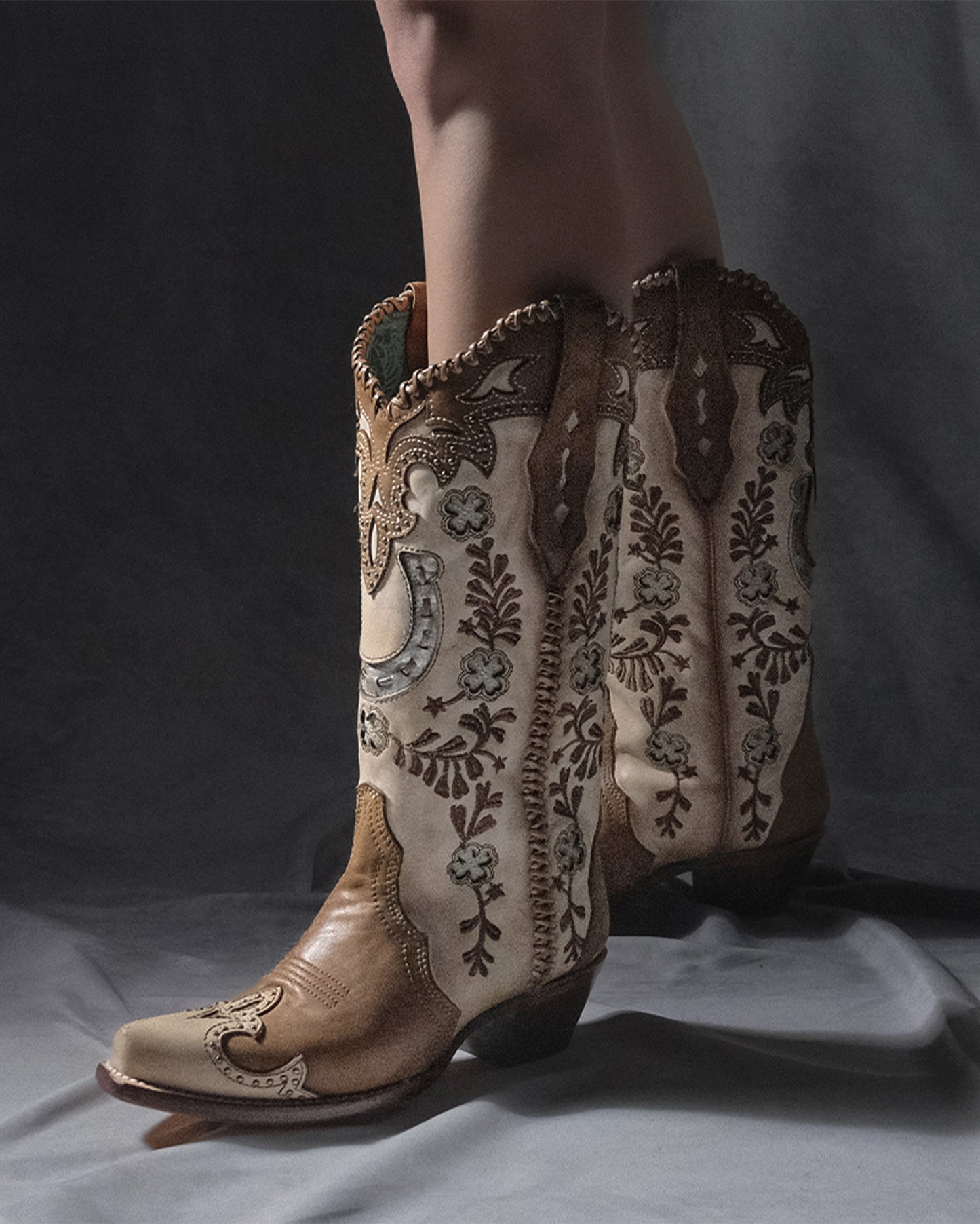 Women's Horseshoe Western Boots