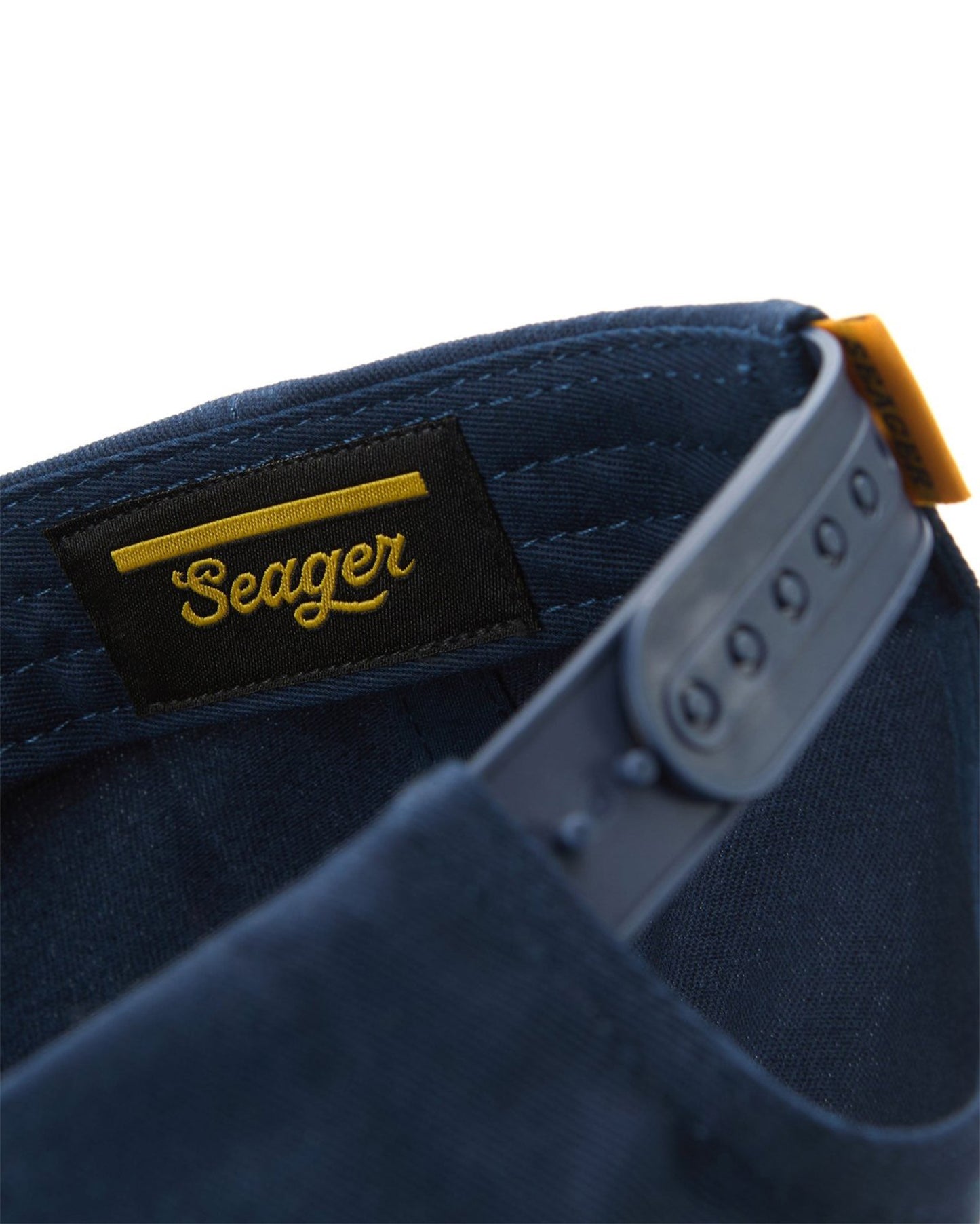 Los Rios Canvas Snapback Cap