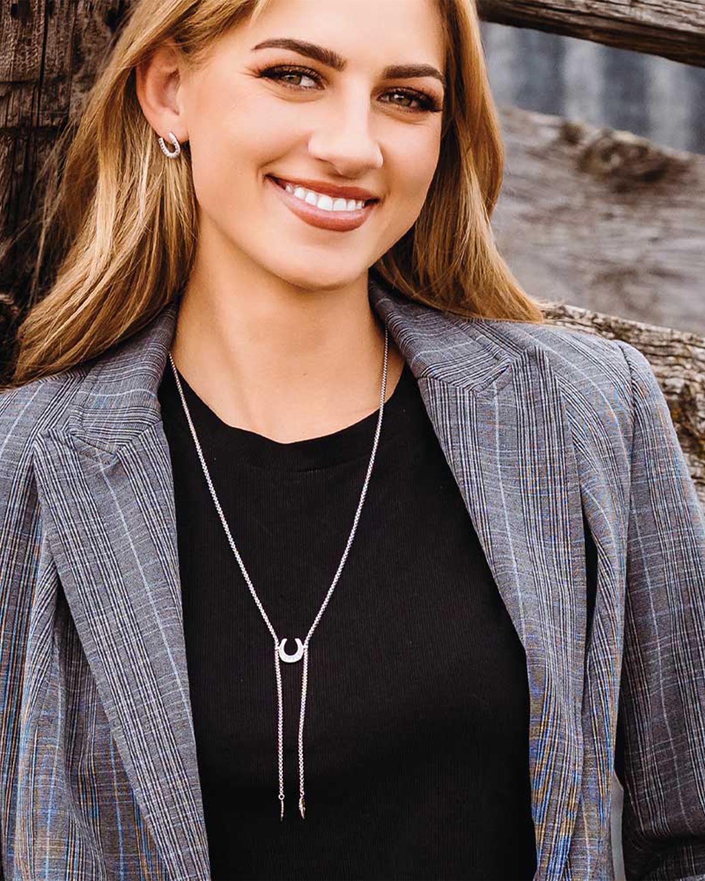 Between Luck Necklace