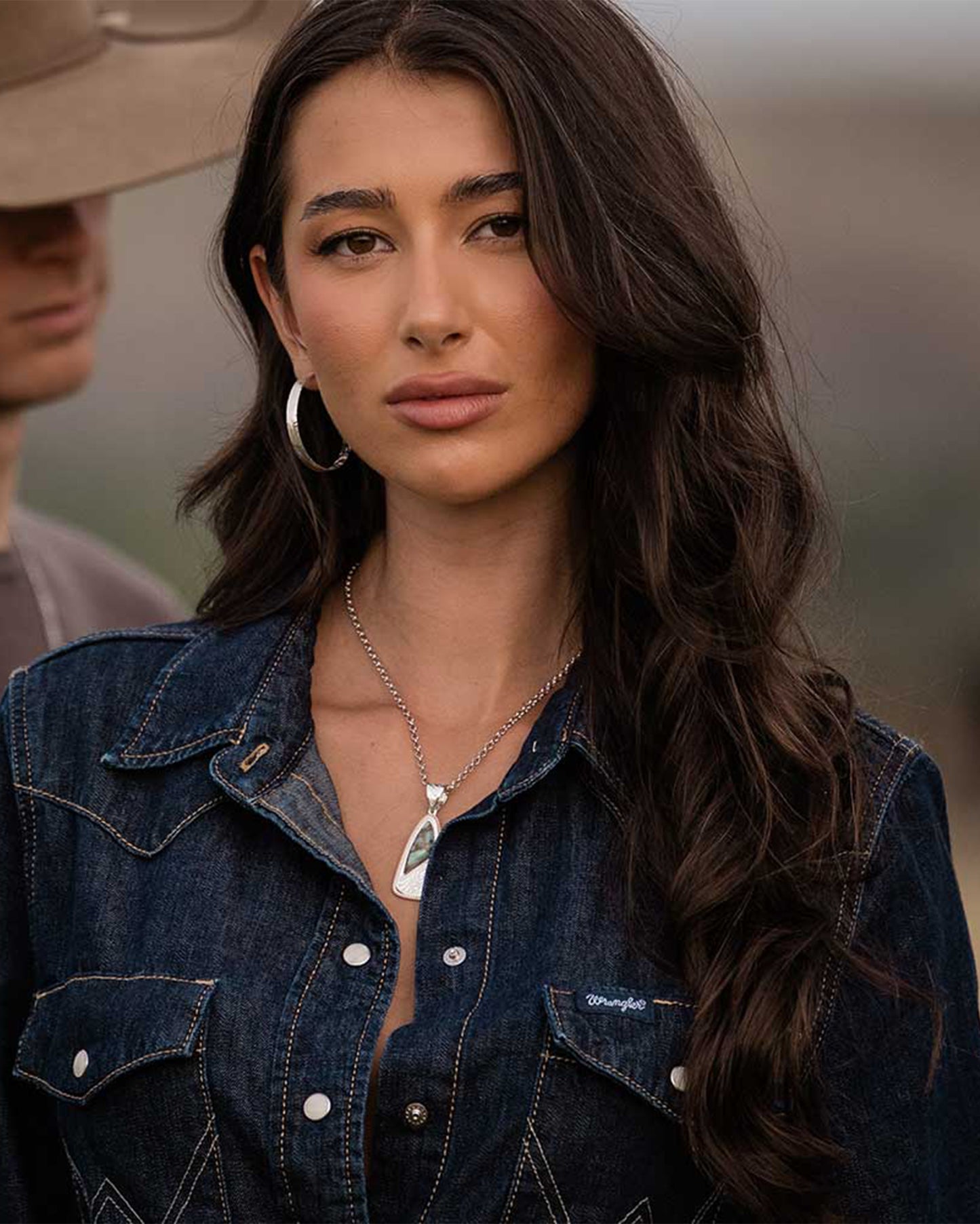 Shadowed Pines Turquoise Necklace - Nc6418Rg