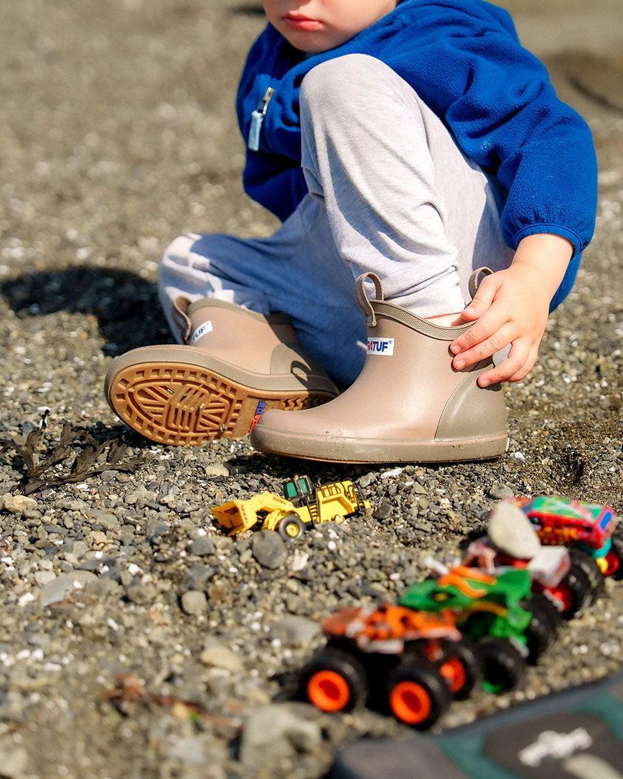 Kids' 4" Ankle Deck Boots - XKAB901C