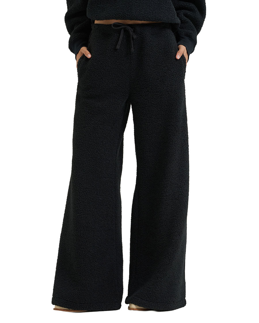 Women's Wrangler X Lainey Sherpa Sweatpant - 112385564