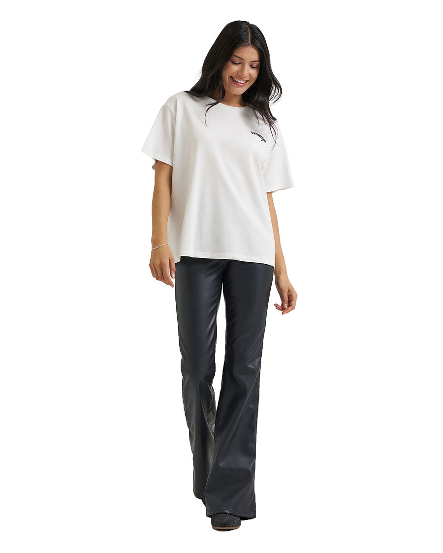Women's Wrangler X Lainey Wilson Click Your Boots Short Sleeve Graphic T-Shirt - 112385575