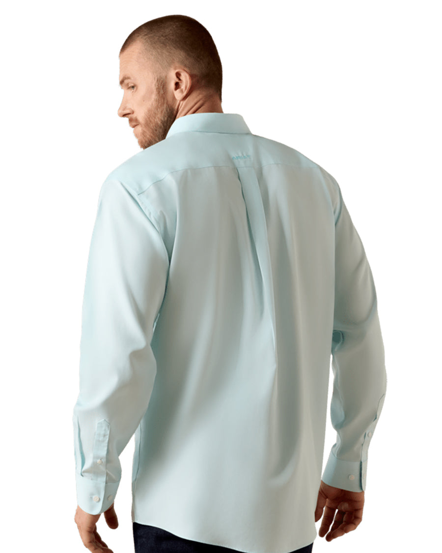 Men's Wrinkle Free Solid Pinpoint Oxford  Classic Fit Shirt - 10071537