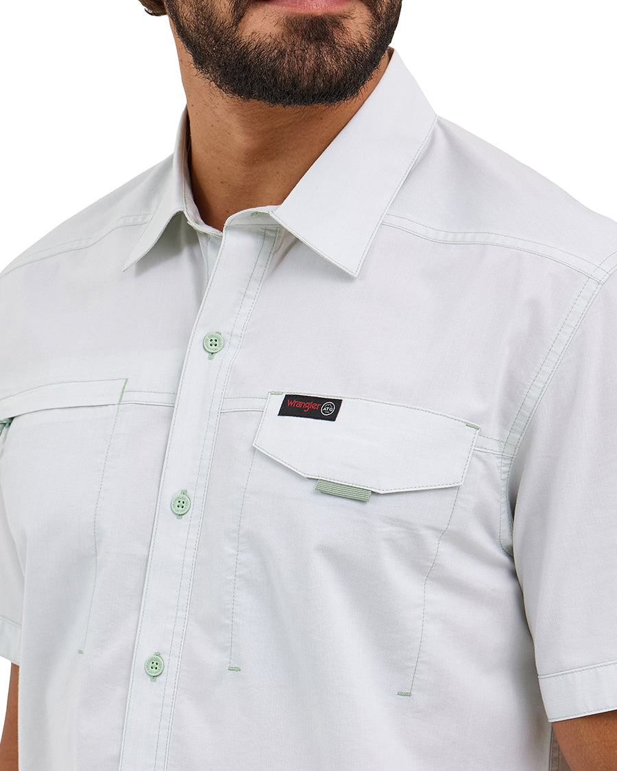 Men's ATG -X-Wrangler Short Sleeve Cedar Zip Pocket Shirt