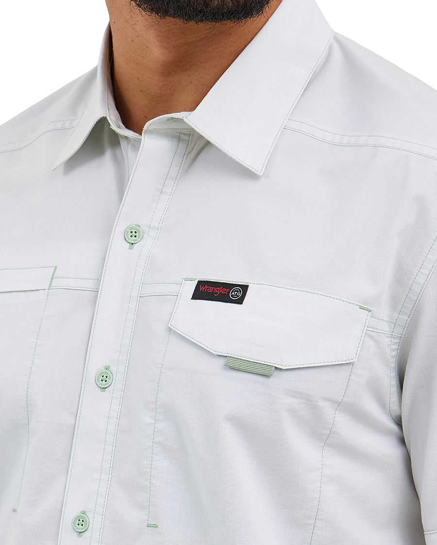 Men's ATG -X-Wrangler Short Sleeve Cedar Zip Pocket Shirt