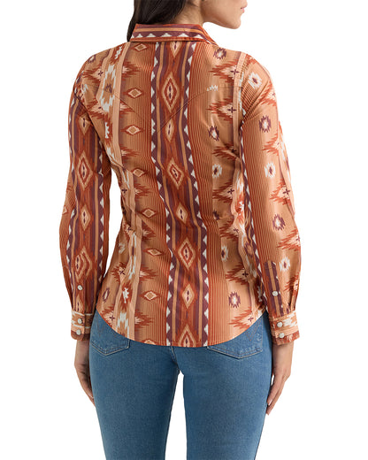 Women's Punchy Snap Top
