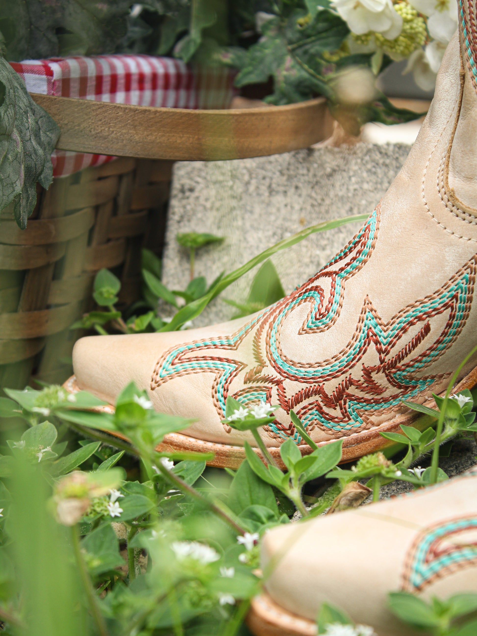 Corral Z5371 Women's Handcrafted Snip Toe Cowgirl Boots in White at Skip's Western Outfitters