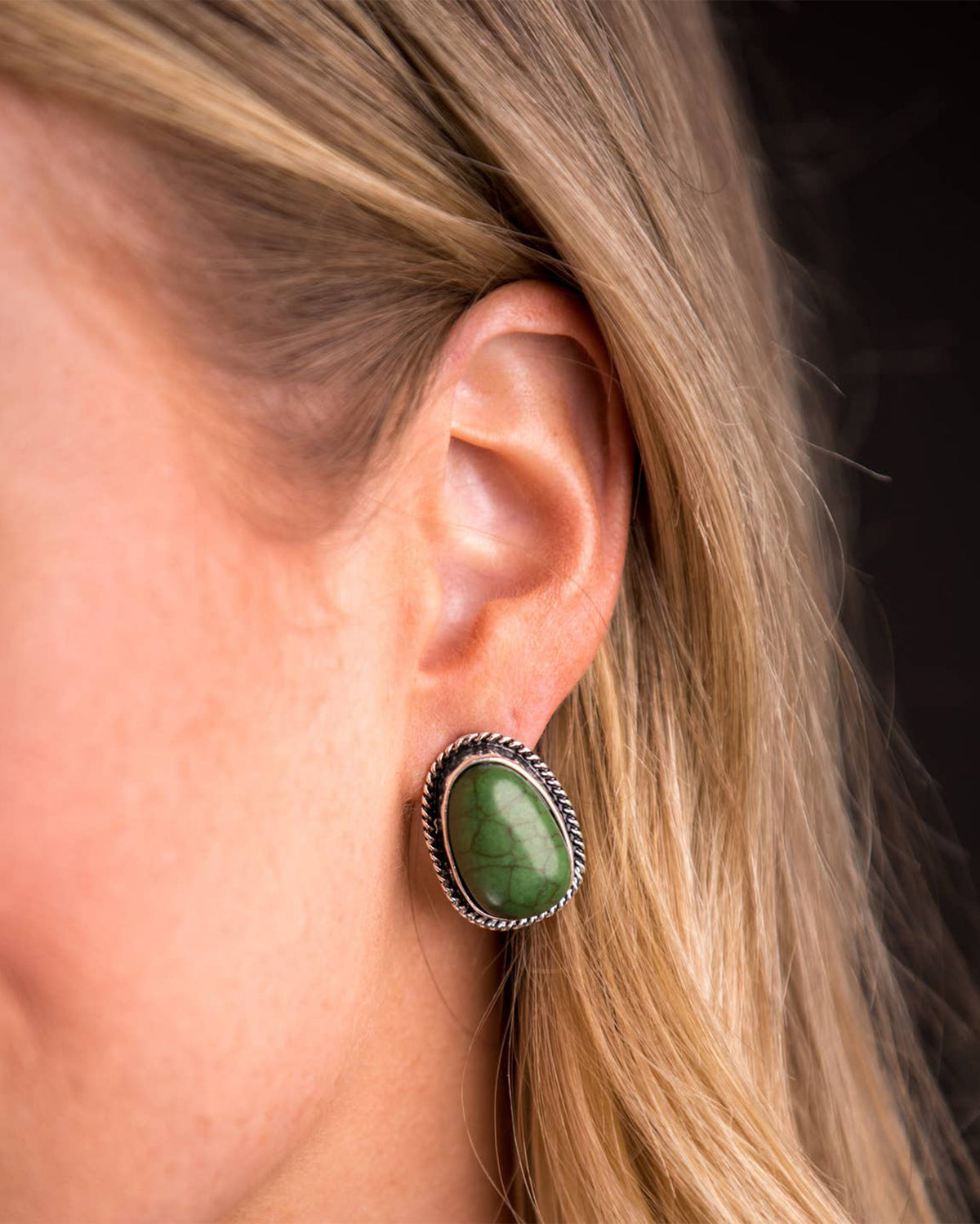 Women's Green Earrings With Burnished Silver Rope Border - E820Grn